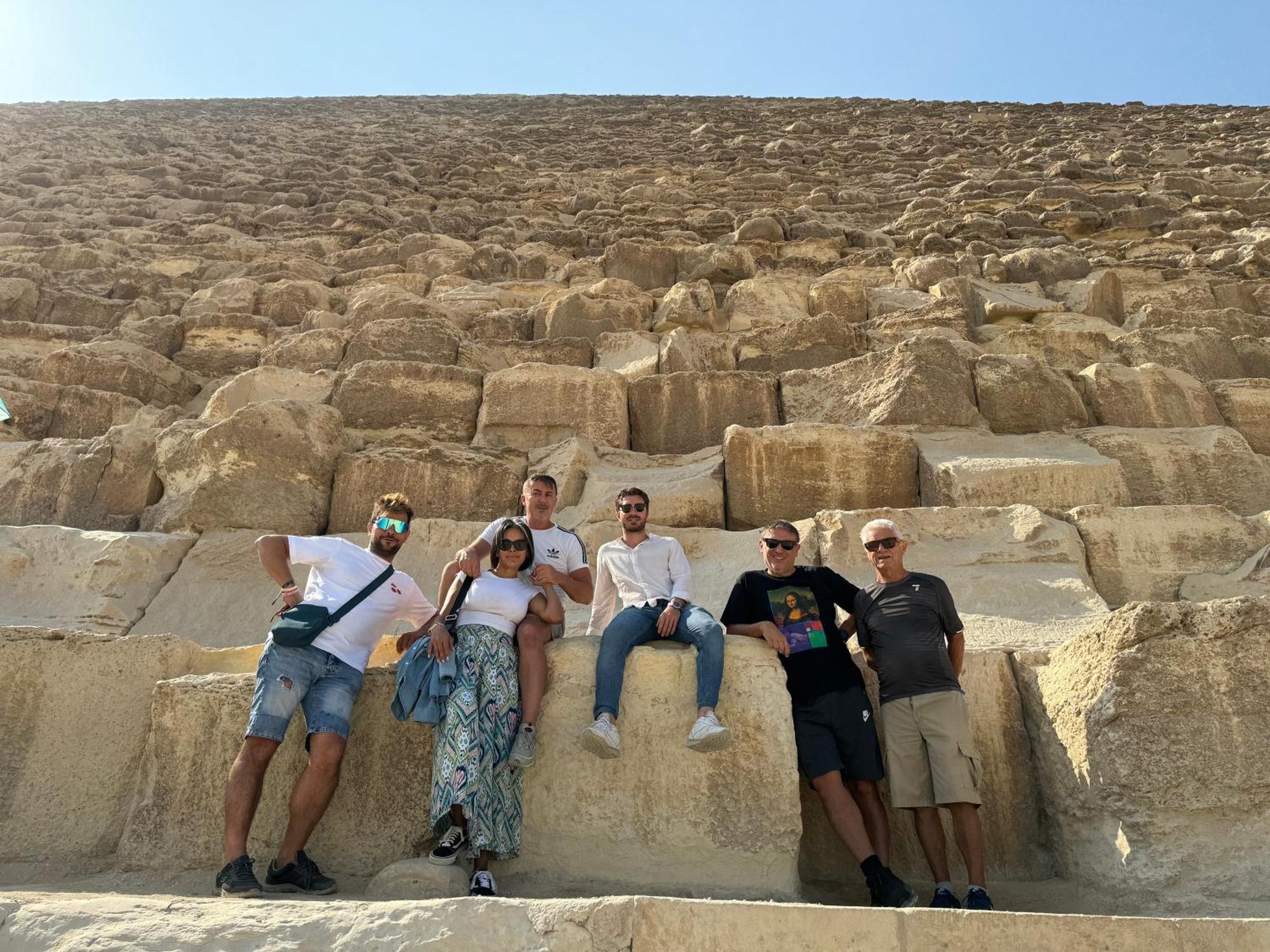 Unique Pyramids Boutique Inn Kafret el-Gabal 外观 照片