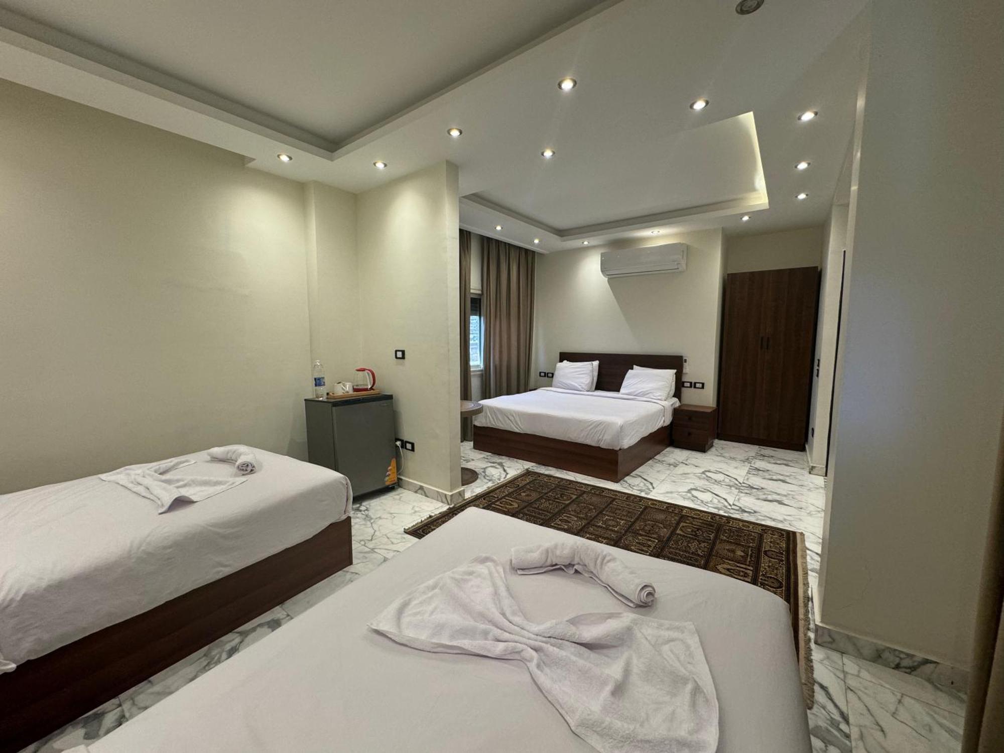 Unique Pyramids Boutique Inn Kafret el-Gabal 外观 照片