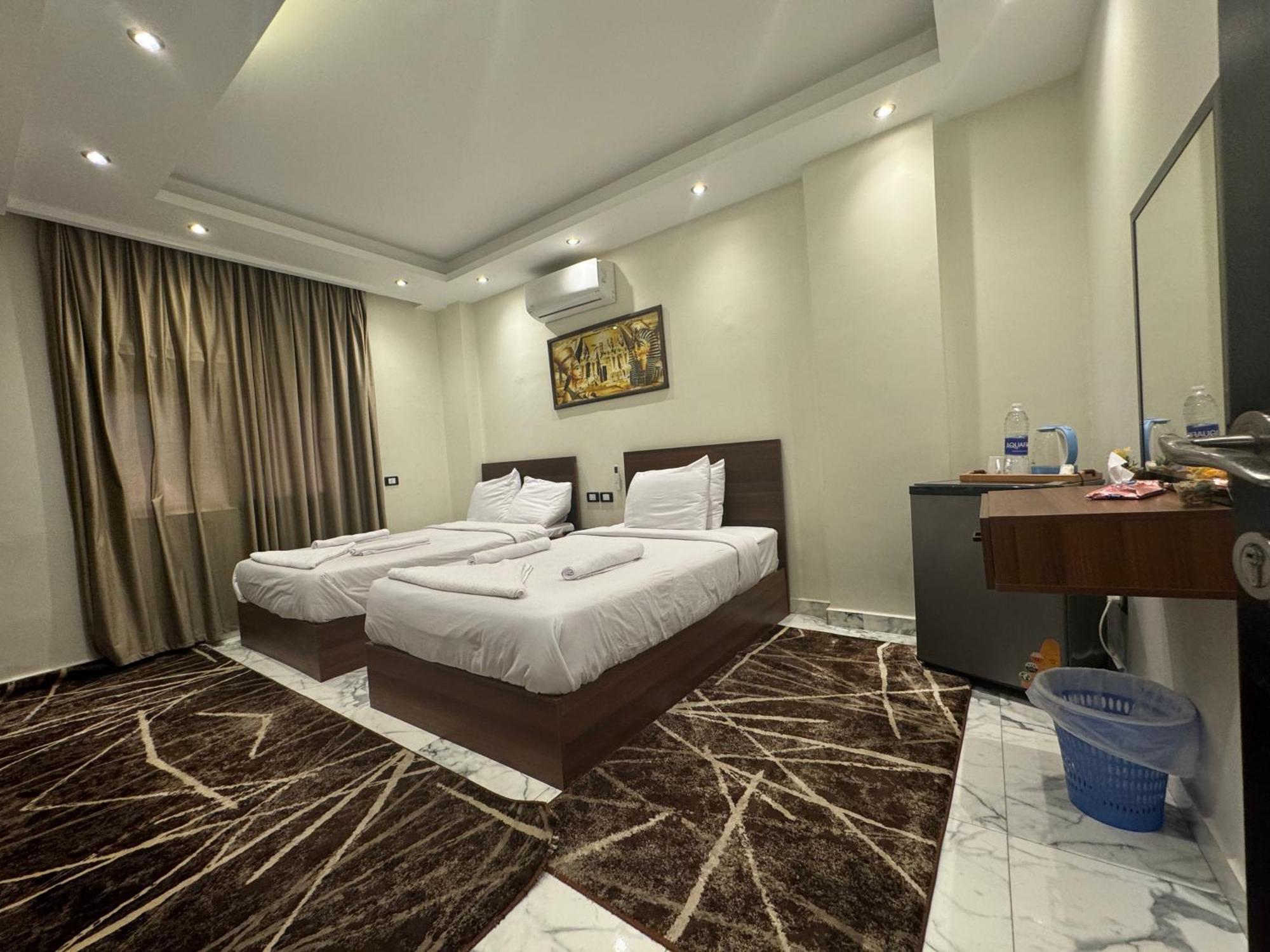 Unique Pyramids Boutique Inn Kafret el-Gabal 外观 照片