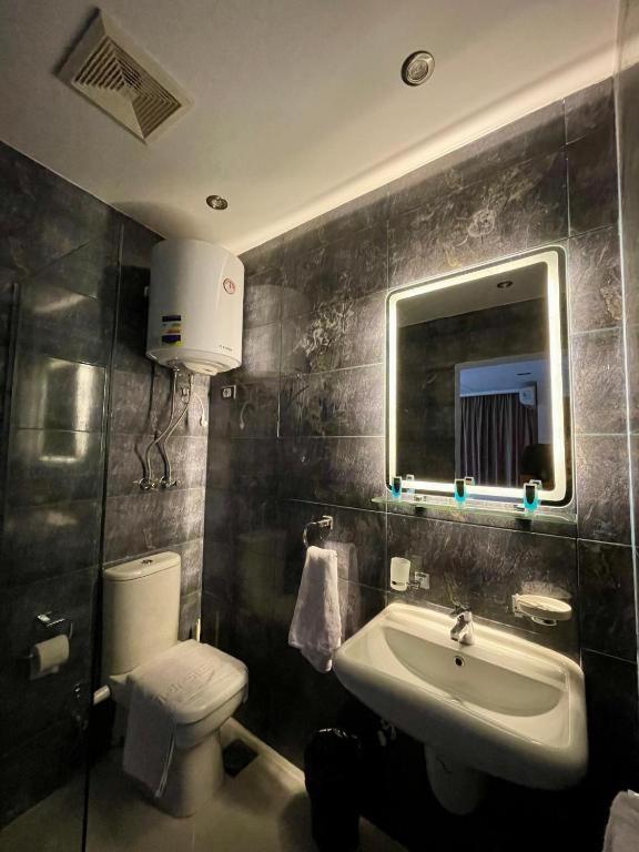 Unique Pyramids Boutique Inn Kafret el-Gabal 外观 照片