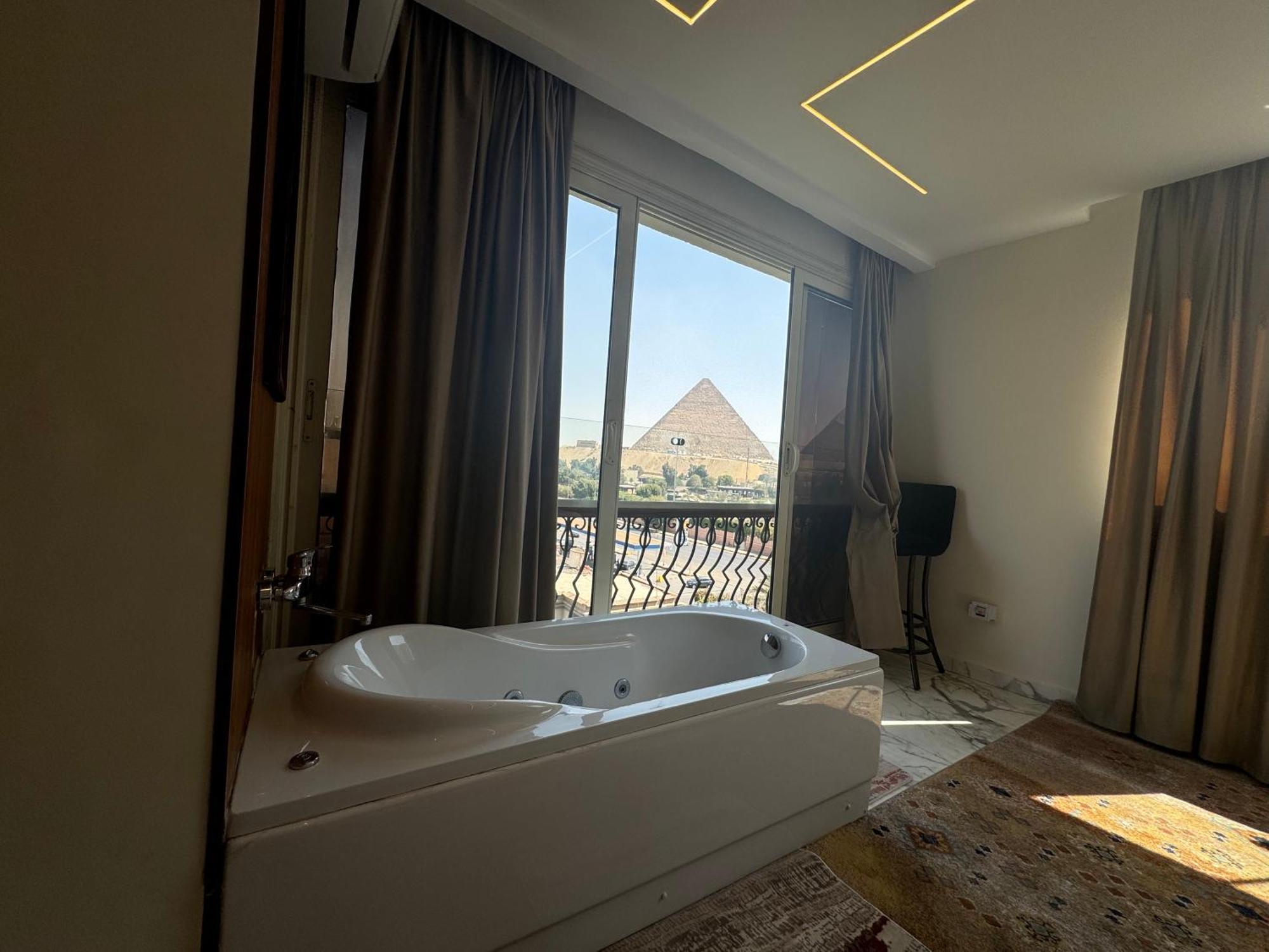 Unique Pyramids Boutique Inn Kafret el-Gabal 外观 照片